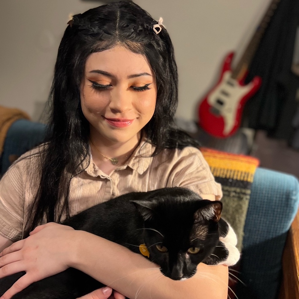 Meet your Posher, Jade